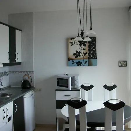 1 Bedroom Penthouse On Front Line Of The *