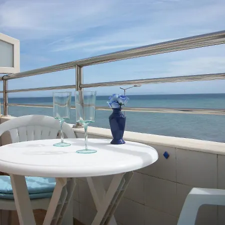 1 Bedroom Penthouse On Front Line Of The *