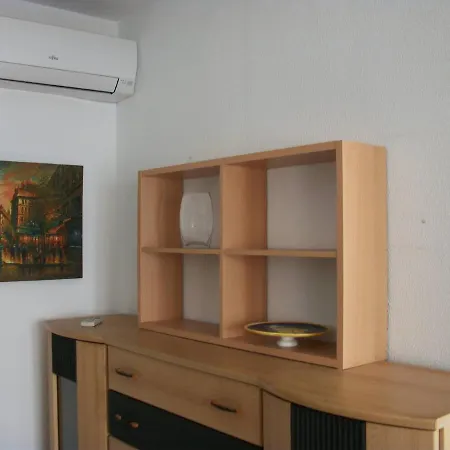 1 Bedroom Penthouse On Front Line Of The Apartment